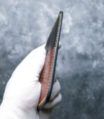 Portcard Talon Auto maro și negru bicolor, vedere laterală profil slim, cusătură galbenă, piele naturală, handmade România