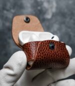 husa airpods pro maro castana