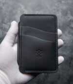 Portofel Talon Auto negru Black Edition, vedere frontală gol, logo embosat, cusătură neagră, personalizabil cu inițiale, piele naturală, handmade România