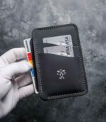 Portofel talon auto negru Silver Edition, detaliu carduri în buzunar, ață gri, logo silver, personalizare cu inițiale, piele naturală, handmade România