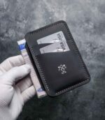 Portofel talon auto negru Silver Edition, cu talon auto, vedere față, ață gri, logo silver, personalizare cu inițiale, piele naturală, handmade România