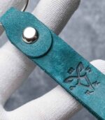 Breloc piele naturală turcoaz artizanal, inel silver, fabricat în România