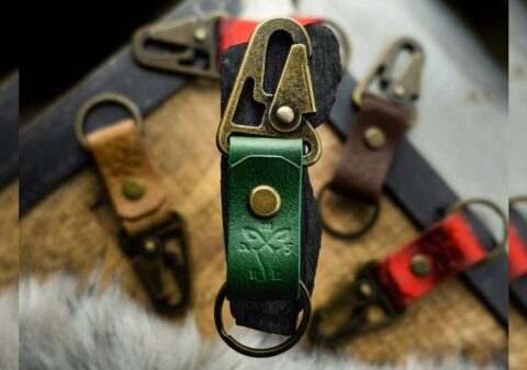 breloc din piele naturala pentru chei