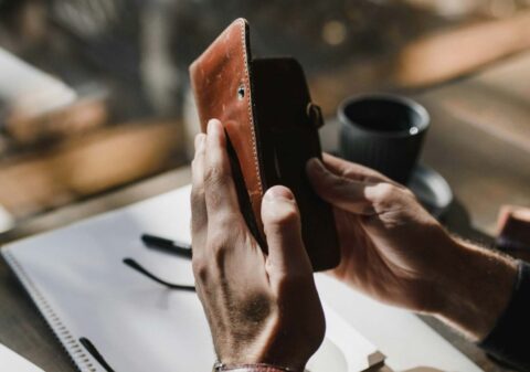 cadouri din piele pentru aniversari